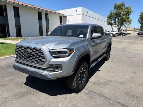Used 2023 Toyota Tacoma TRD Off-Road w/ Black Out Package (TMS) AWD/4WD image 1