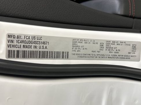 Used 2025 Dodge Durango GT w/ Blacktop Package image 11