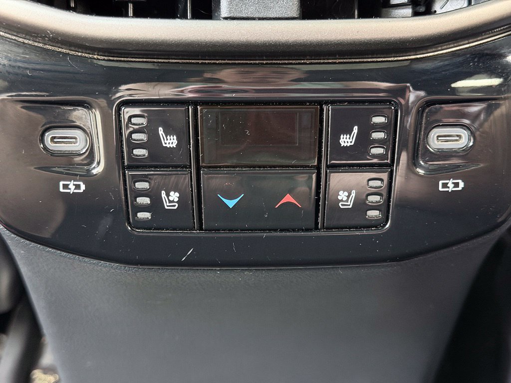 Used 2023 Lexus RX 500h F Sport w/ Accessory Package (2T) AWD/4WD image 30