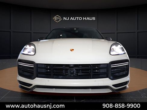 Used 2023 Porsche Cayenne Turbo GT image 3