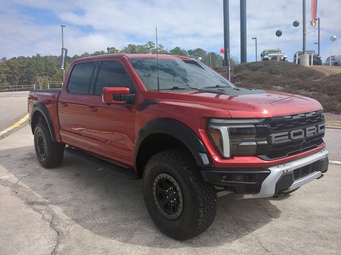 Used 2025 Ford F150 Raptor AWD/4WD image 3