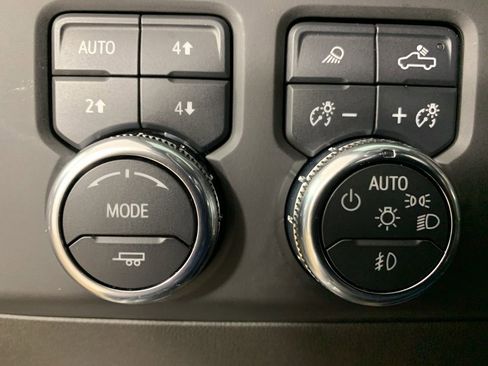 Used 2022 GMC Sierra 1500 AT4 w/ AT4 Preferred Package image 20