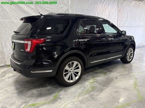 Used 2019 Ford Explorer Limited w/ Class III Trailer Tow Package image 8