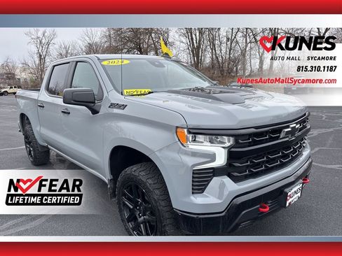 Used 2024 Chevrolet Silverado 1500 LT Trail Boss w/ Convenience Package II AWD/4WD image 1