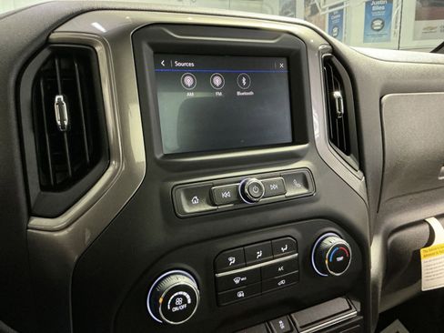 Used 2025 Chevrolet Silverado 1500 W/T w/ LPO, Liner Protection Package AWD/4WD image 19