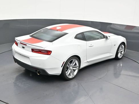 Used 2016 Chevrolet Camaro LT RWD image 19