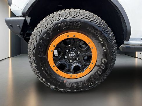 Used 2024 Ford Bronco Badlands AWD/4WD image 7