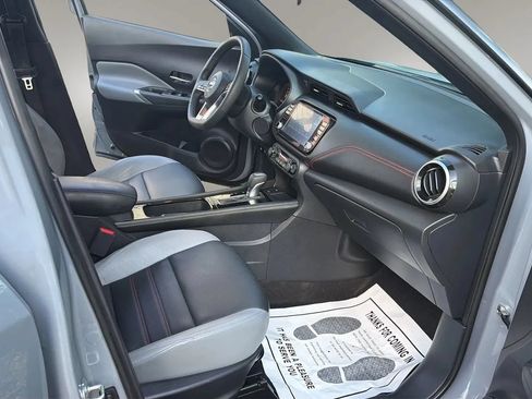 Used 2023 Nissan Kicks SR w/ SR Premium Package FWD image 35