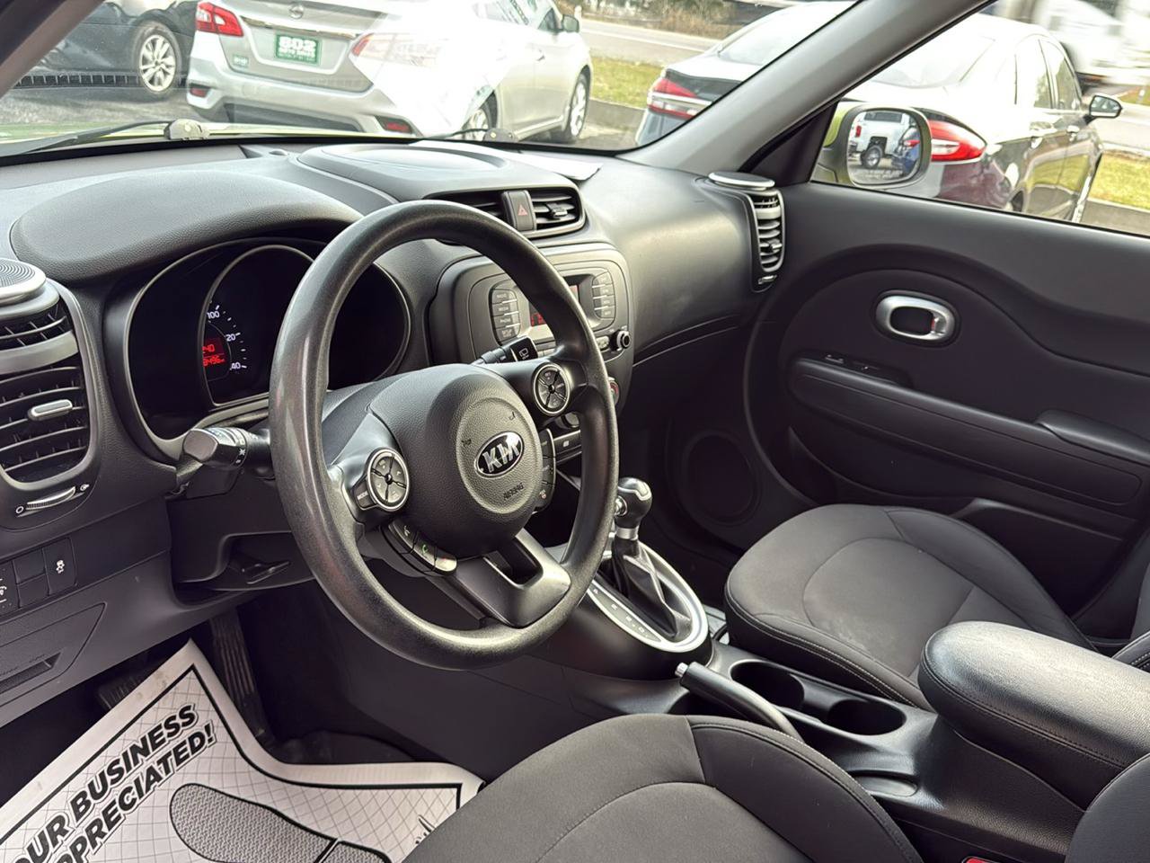 Used 2015 Kia Soul FWD image 13
