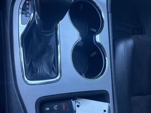 Used 2020 Jeep Grand Cherokee Altitude image 22