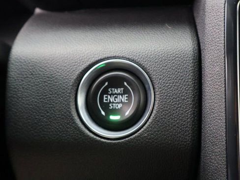 Certified 2025 GMC Acadia AT4 w/ Super Cruise Package image 33