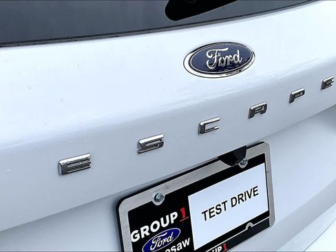 Used 2023 Ford Escape ST-Line Select w/ Tech Pack #2 AWD/4WD image 30
