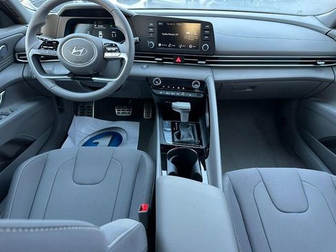 New 2026 Hyundai Elantra SEL Sport image 6