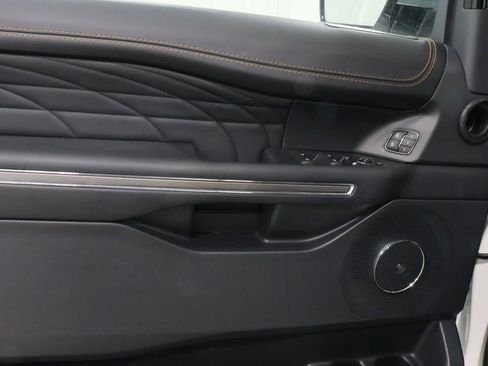 Used 2024 Ford Expedition Max Platinum image 22