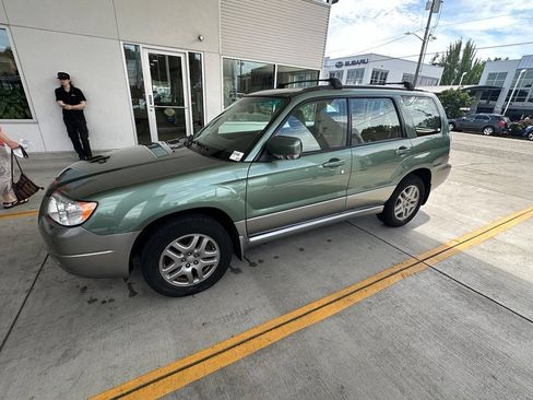 Used 2007 Subaru Forester 2.5X L.L. Bean AWD/4WD image 3