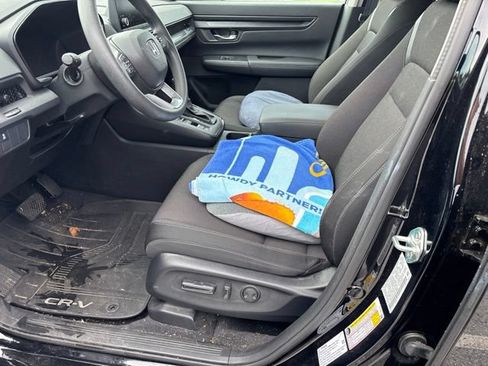 Used 2024 Honda CR-V EX image 5