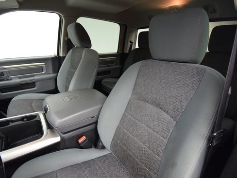 Used 2016 RAM 1500 Big Horn AWD/4WD image 11