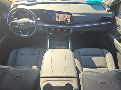 Certified 2025 Chevrolet Tahoe LT image 24