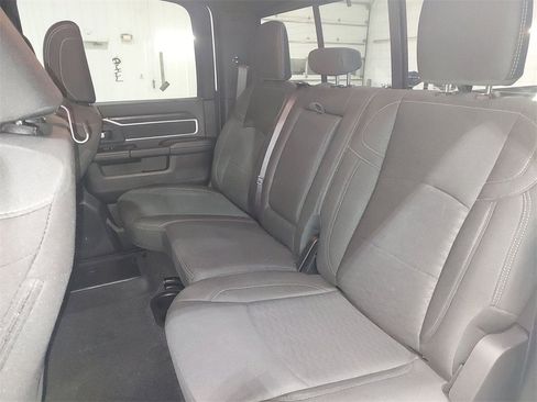 Used 2025 RAM 3500 Big Horn image 28