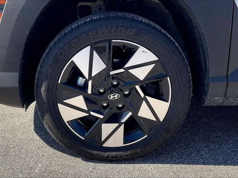 Used 2024 Hyundai Kona SEL AWD/4WD image 7