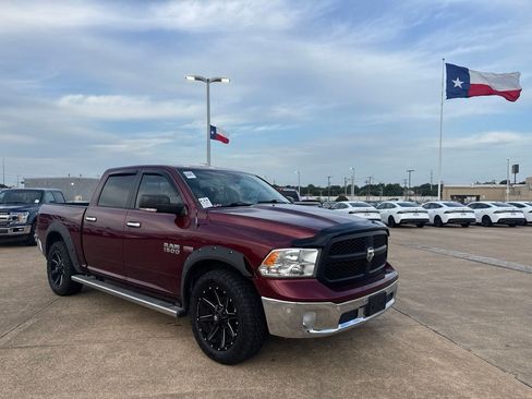 Used 2017 RAM 1500 Lone Star RWD image 1