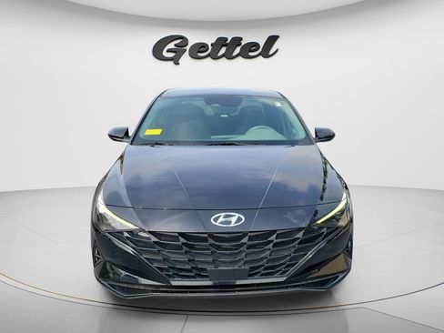 Used 2023 Hyundai Elantra SEL w/ Convenience Package FWD image 2