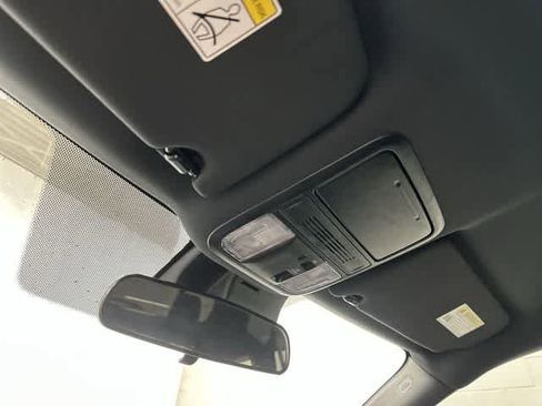 Certified 2022 Honda Pilot Sport image 21