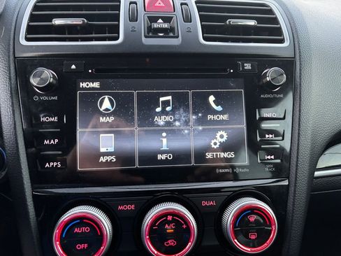 Used 2018 Subaru Forester 2.5i Touring w/ Popular Package #2 image 9