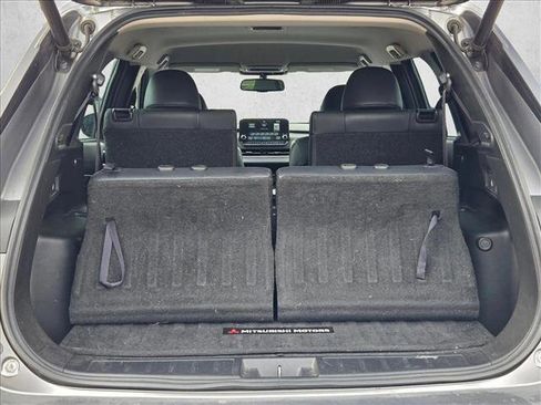 Used 2022 Mitsubishi Outlander SEL image 4