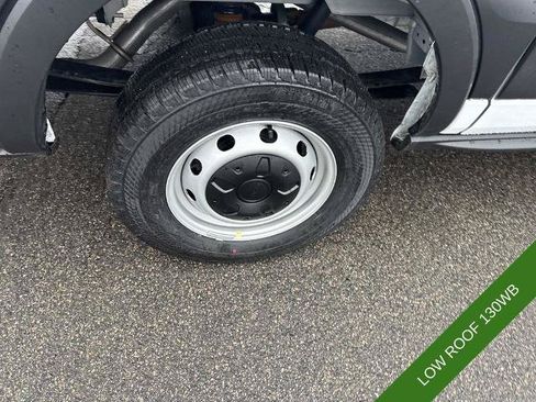 New 2026 Ford Transit 250 Low Roof RWD image 17