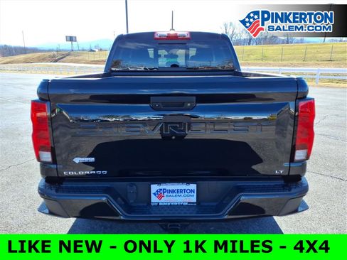 Used 2024 Chevrolet Colorado LT w/ LT Convenience Package image 5