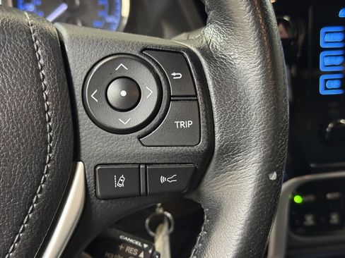 Used 2019 Toyota Corolla SE image 30