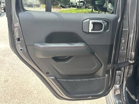 New 2026 Jeep Wrangler Unlimited Rubicon AWD/4WD image 19