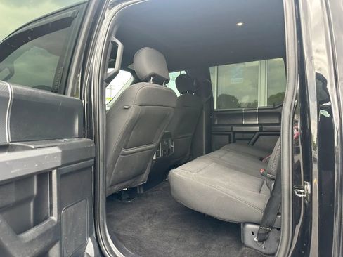 Used 2018 Ford F150 XLT w/ Equipment Group 302A Luxury AWD/4WD image 11