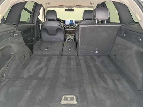 Used 2020 Mercedes-Benz GLC 300 image 29