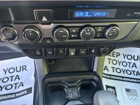 Used 2021 Toyota Tacoma TRD Sport w/ Technology Package image 22