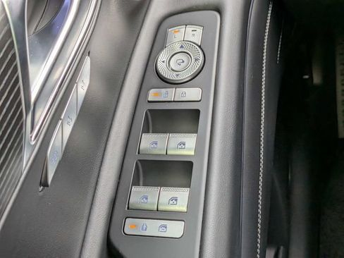Used 2025 Genesis GV80 3.5T AWD/4WD image 28