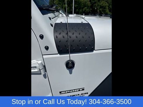 Used 2016 Jeep Wrangler Unlimited Sport w/ Quick Order Package 24S AWD/4WD image 11