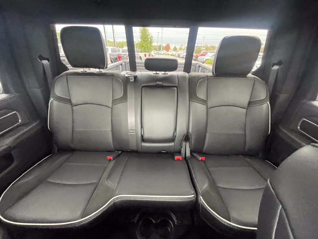 Used 2025 RAM 3500 Laramie AWD/4WD image 21