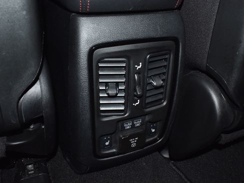 Certified 2024 Dodge Durango GT AWD/4WD image 22
