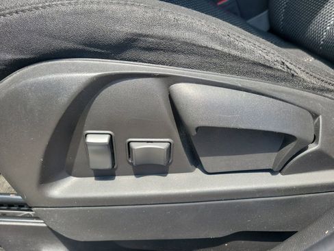 Used 2017 Chevrolet Equinox LS FWD image 15