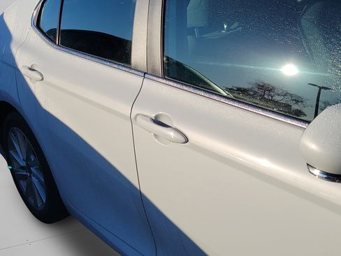 Used 2022 Toyota Camry LE image 16