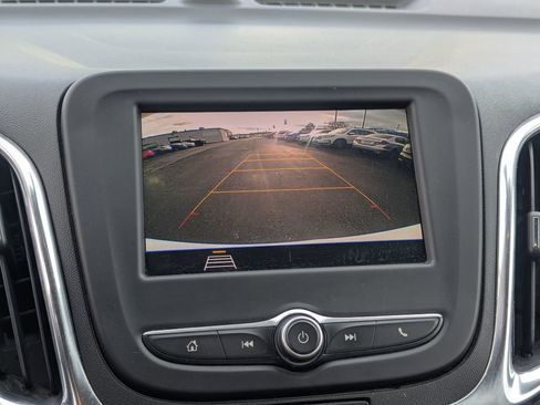 Used 2020 Chevrolet Equinox LT image 15