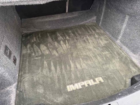 Used 2016 Chevrolet Impala LT w/ Convenience Package image 15