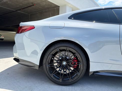 Used 2025 BMW M4 Competition w/ Executive Package RWD image 5