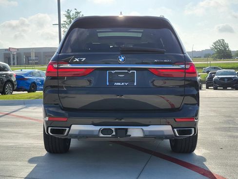Used 2022 BMW X7 xDrive40i AWD/4WD image 4