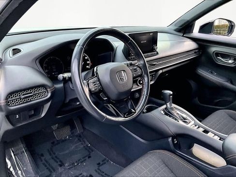 Used 2023 Honda HR-V Sport image 12