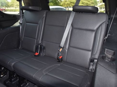 Used 2023 Chevrolet Tahoe LT w/ Luxury Package AWD/4WD image 12