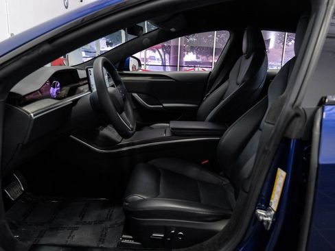 Used 2022 Tesla Model S image 4