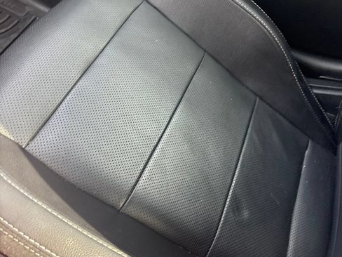 Used 2018 Ford Mustang Premium RWD image 11